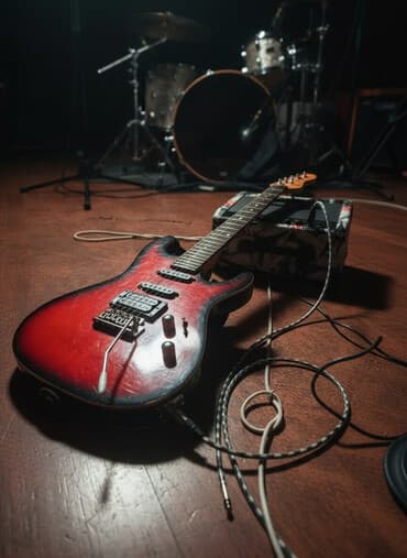 gitar çantası: Elektro gitara + kiçik komboyla birlikdə set - Korpus: ikitərəfli — 1