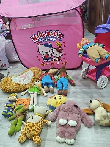 автомобильный набор: Uşaq üçün oyun seti Komplektə daxildir: - Hello Kitty Temalı çadır — 5