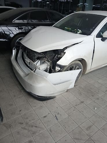 Toyota Yaris: 1.5 l | 2018 il Sedan