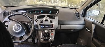 Renault Grand Scenic: 1.5 л | 2007 г. 23923 км Минивэн — 9