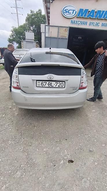 maşın üçün qoltuqaltı: Toyota 4Runner: 1.5 l | 2008 il Hetçbek — 3
