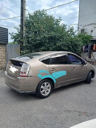 lovol 504 b: Toyota Prius: 1.5 l | Hetçbek — 2