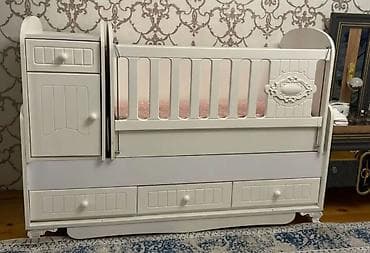 Oğlan və qız üçün, Beşik — 1