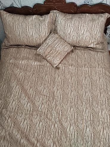 Постельное белье: Для кровати цвет - Бежевый Покрывало — 3