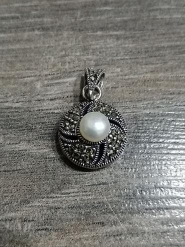 gumuş kulon: Gümüş kulon – turkuaz mərkəz daşlı, markazit bəzəkli Qiymet barede — 6
