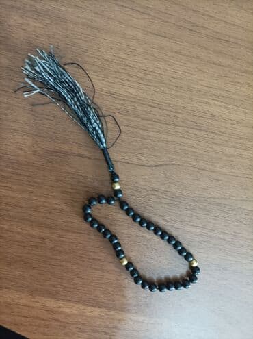 Eynəklər: Məhsul: Təsbeh (qara muncuqlu, püsküllü) Təsvir: - Klassik qara — 1