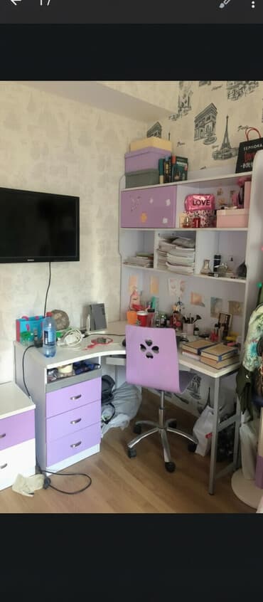 Yüksək keyfiyyətli MDF materialından yığılmışdır.130#130cm