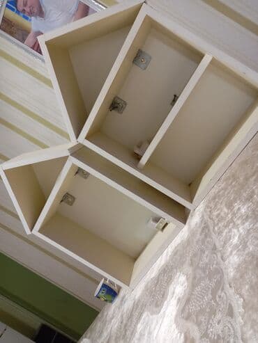 künc rəf: İşlənmiş, Dekorativ rəf — 3