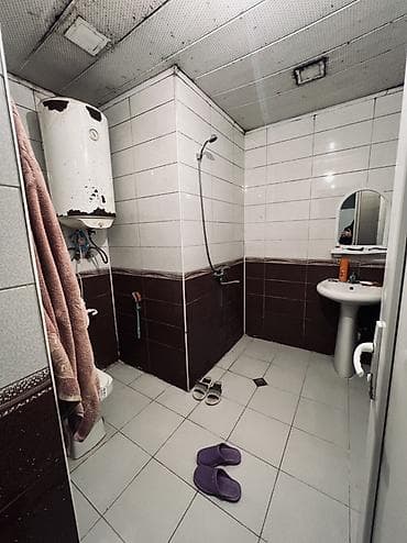 xırdalan emlak: Ev sahibiyəm Vasitəçi deyiləm. 3 Mərtəbəli Apartman. 3 cü mertebesi👍🏻 — 6