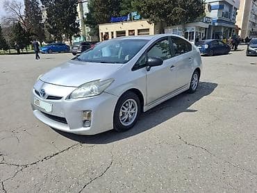 masin ucun bantik: Toyota Prius: 1.8 l | 2010 il — 3