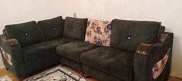 ugur mebel fabriki: Künc divan 300₼ açılmır baza var. Ölçü -1.50/2.50. Ünvan Türk — 1
