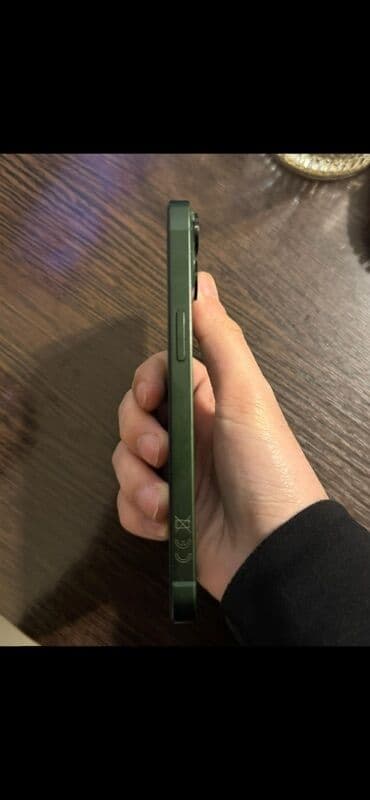 купить бу айфон 13: IPhone 13, Зеленый, Face ID — 3