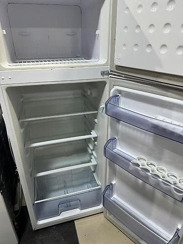 ventilyatorlar satisi: 2 qapılı Beko Soyuducu Satılır, rəng - Ağ — 2