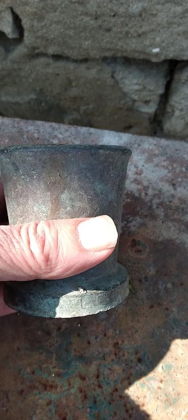 Bürünc havan (kiçik ölçülü) - Material: ağır bürünc/metal ərintisi - — 1