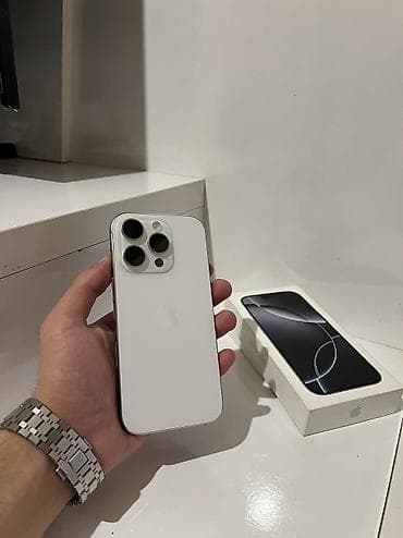 iphone 16 pro mac: IPhone 16 Pro, 128 GB, White Titanium, Zəmanət, Simsiz şarj, Face ID — 1