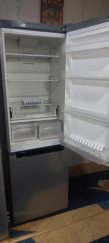 ev soyuduculari: 2 qapılı Indesit Soyuducu Satılır, rəng - Gümüşü — 3