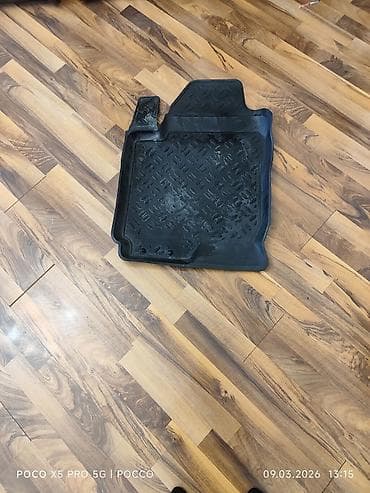 16 liq disk teker: Kia Cerato 2012 üçun Avtomobil üçün 3 ədəd rezin ayaqaltı döşəmə - — 1