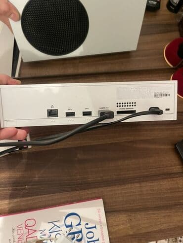ulefone s: Xbox Series S oyun konsolu Xüsusiyyətlər: - Rəqəmsal (disksiz) model — 3