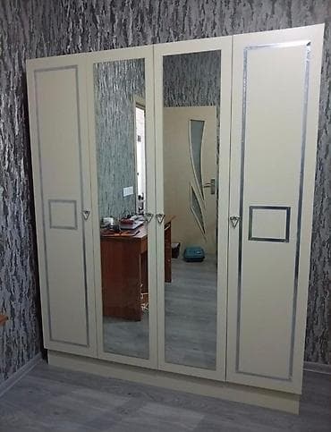 iskaf: Dörd qapılı paltar şkafı - Rəng: krem tonlarında, dekorativ gümüşü — 1