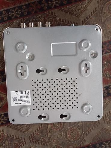 video qeydiyyatçı: 8-li diviyar ve adaptr iwlek vezyetdedi,,,,,,,HiWatch rəqəmsal video — 2