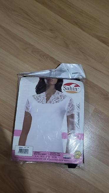 Şahin brendi qadın üçün likralı, dantelli body. Xüsusiyyətlər: -