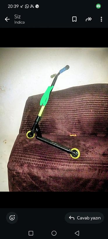 tufan s 150: Freestyle skuter - Rəng: qara gövdə, fosfor-sarı təkərlər və dirək — 2