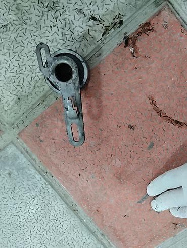 islenmis teker satisi: Ford transit 1998 il masni satmsq ehtiyyat hisselerini satiram — 6