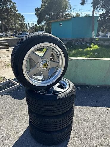 r17 disk satilir: Çatsız svarkasız ideal vəziyyətdə. Universaldır bir çox maşına — 6