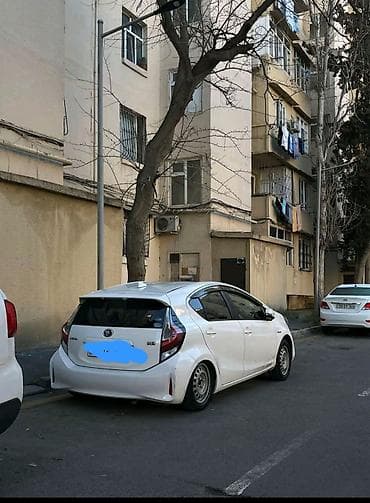 niva qapisi: Toyota Aqua: 1.5 l | 2018 il Hetçbek — 5