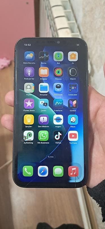 iphone 3g: IPhone 11, 64 GB, Qara, Face ID — 1