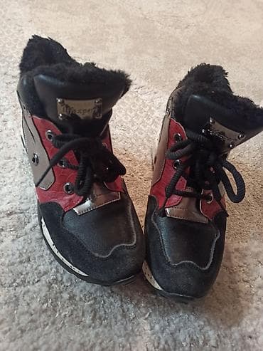 Женская обувь: Размер: 37, цвет - Черный, Б/у — 3