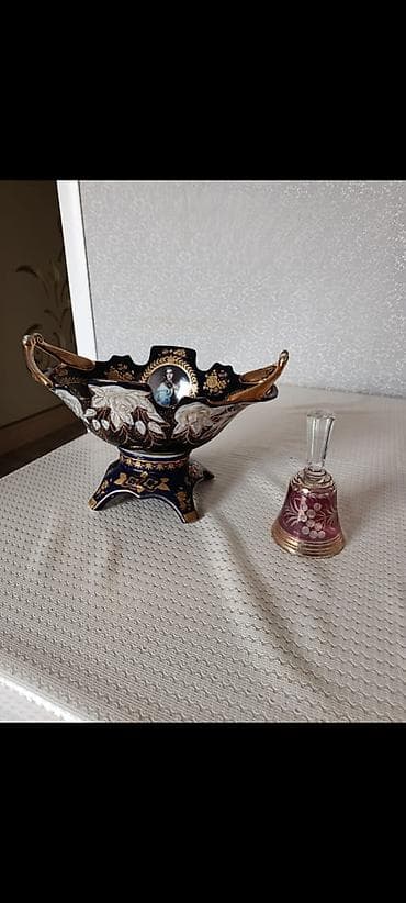Meyveqabi 30 manat, zinqirov 15 manat — 1