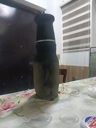 cayenne krilo 2013: Mersedes Viano pnevması. Bir ədəddir, 2013 Vianonun üstündə gəlib — 1