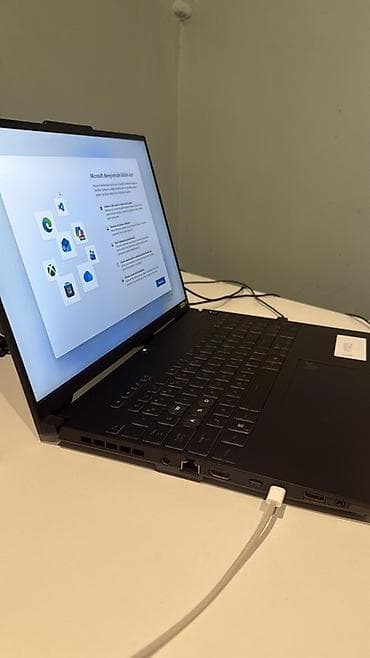 ASUS: ASUS TUF Gaming noutbuku Xüsusiyyətlər: - Ekran: 15.6" IPS, nazik — 2