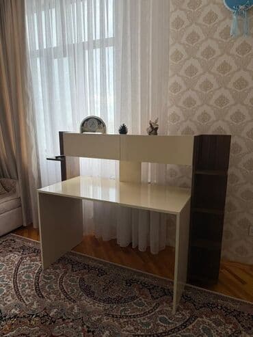 Информатика: Прямой стол, Без стула, С полками, Без выдвижных ящиков, МДФ — 1