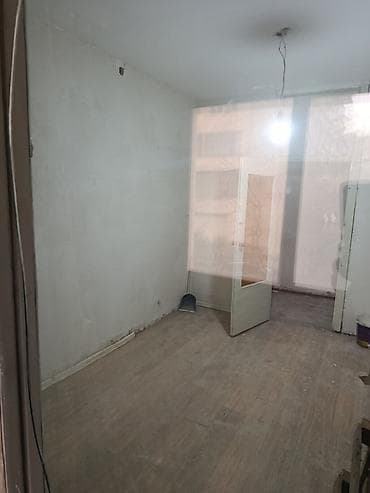 Mənzil alıram: Yasamalda çoxmərtəbəli binada mənzil - Plan: 2 otaq (ayrı qonaq otağı — 3