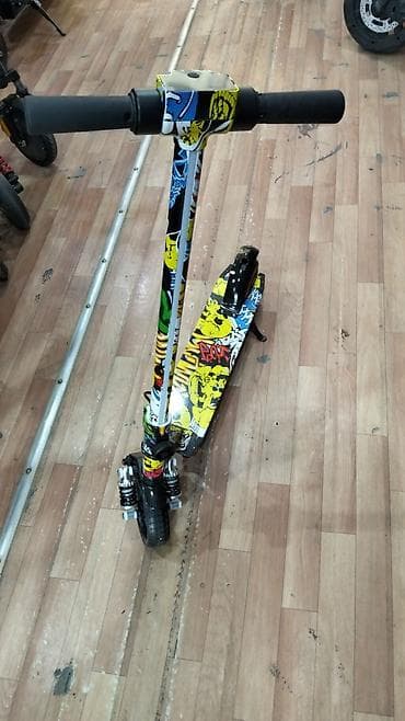 bas gitara: Uşaq üçün elektrik skuter – rəngarəng “graffiti” dizayn surət 16 kilo — 2