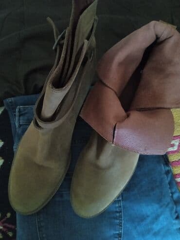 rezin çəkmələr: Qadın üçün süet çəkmələr - Material: yumşaq süet (beş rənginə yaxın — 5