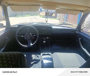 nissan sunny 2010: VAZ 2107 sedan – klassik dizaynlı, arxaötürücülü model. Rəng: tünd — 7