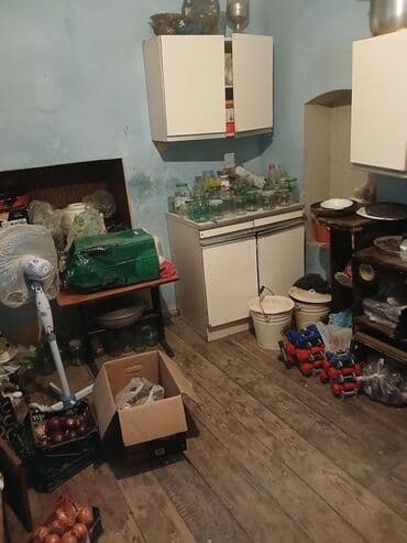 fezail bayramov kucesi: Gəncədə tam mərkəzdə Sabir küçəsində 4 otaqlı həyət evi cox təcili — 10