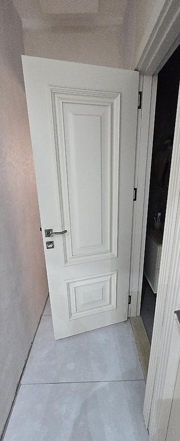 qapi otag: Krem rəngdə klassik dizaynlı otaq qapılari.hundurluk 2m eni 70 — 2