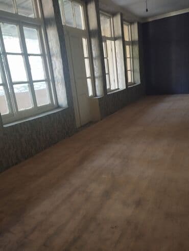 nerimanov ev: Həyət evi – geniş həyət sahəsi və içəridə işıqlı otaqlar - Geniş və — 6