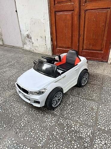 Uşaq elektro maşını – ağ rəngdə, SUV tipli kuzov - 1 nəfərlik