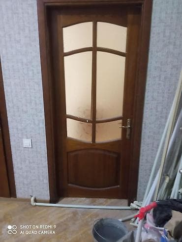 Yaxşı vəziyyətdədir. 4 ədəd şüşəli 2,05 *80 2 ədəd tualet hamam üçün — 4