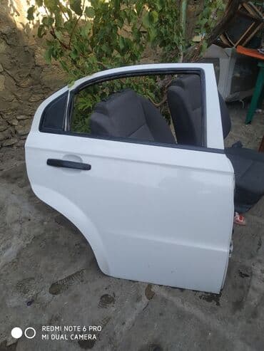 w210 qapı: Sol arxa, Ravon Nexi R3, 2018 il, ABŞ, Ünvandan götürmə — 2