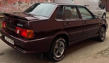 Vaz 21099 “Samara” sedan - Kuzov: 4 qapılı sedan, tünd albalı rəng -