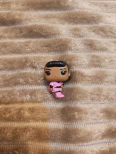 iwlenmiw su ceni: Fiqur, Plastik — 7