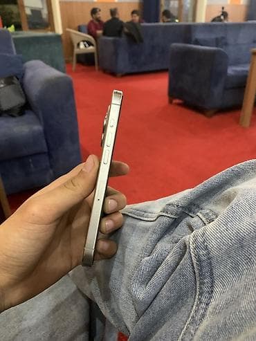 iphone mini 15: IPhone 15 Pro, 128 GB, Natural Titanium, Zəmanət, Simsiz şarj, Face ID — 3