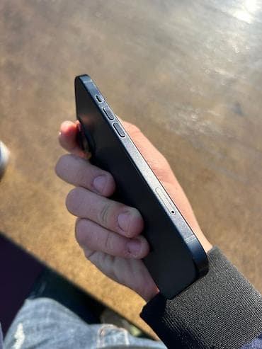 iphone 6 kreditle: IPhone 15, 128 GB, Qara — 4