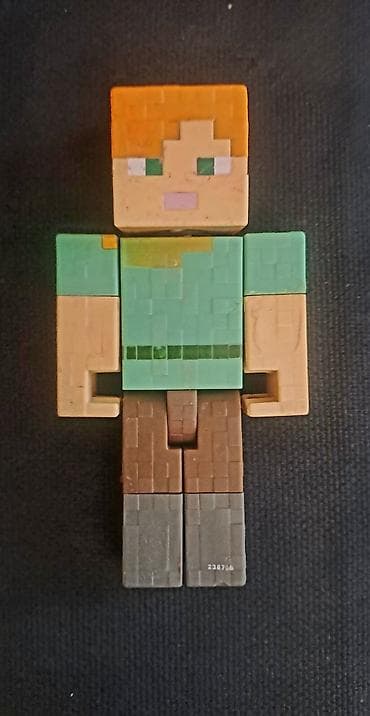 oyuncag at: Minecraft üslubunda fiqur oyuncağı - Dizayn: Pikselli blok görünümlü — 1